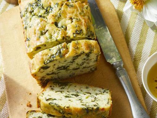 Brzi kruh sa špinatom i feta sirom