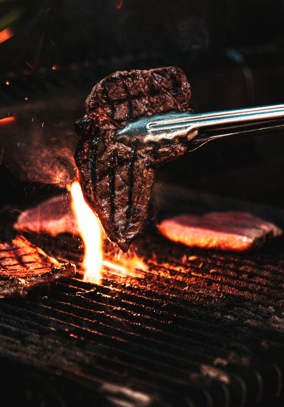 steak | Author: Matt Connor/Unsplash