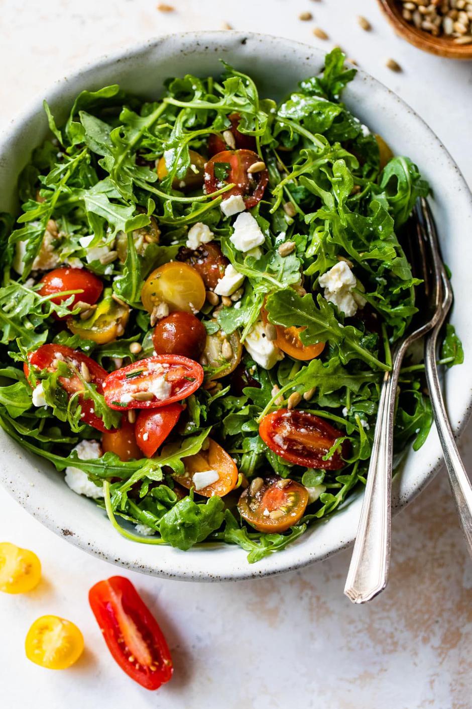 salata rikula, rajčica | Author: The Almond Eater/Pinterest