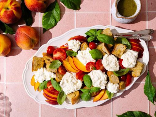 panzanella salata s breskvama