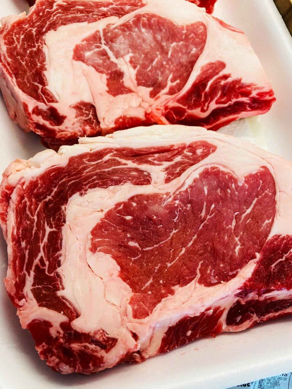 ribeye steak | Author: Ifyougiveagirlagrill/Pinterest