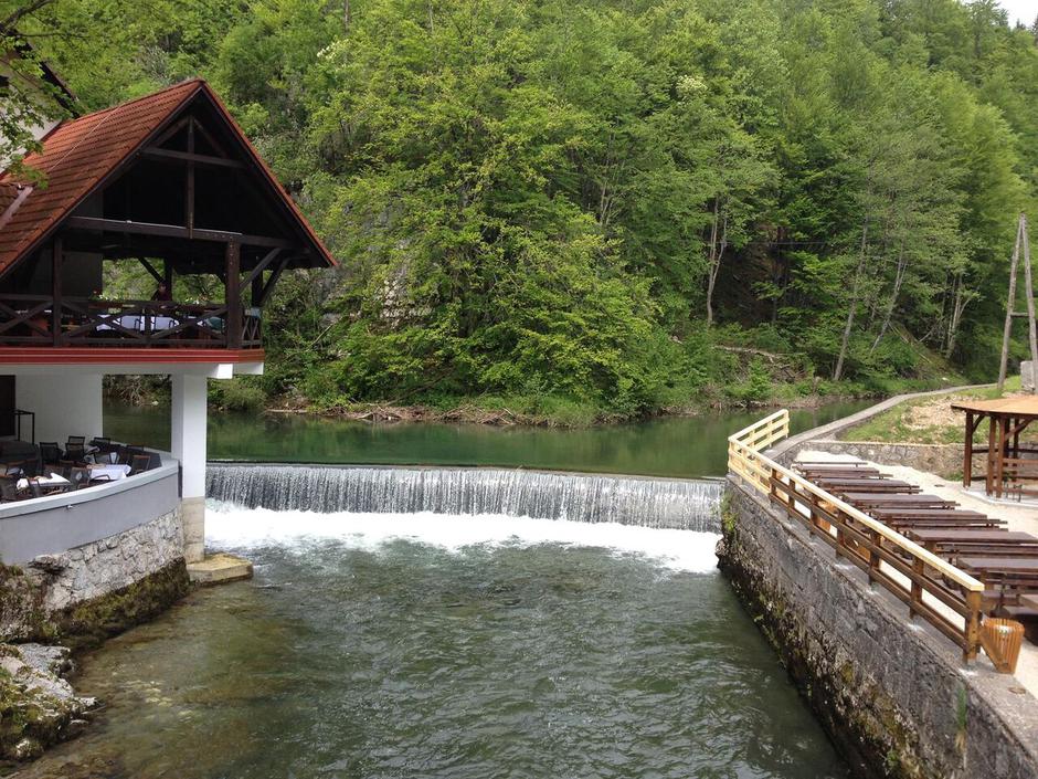  | Author: Restoran Kamnačnik