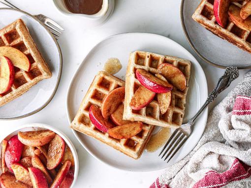 vafli s jabukama i cimetom