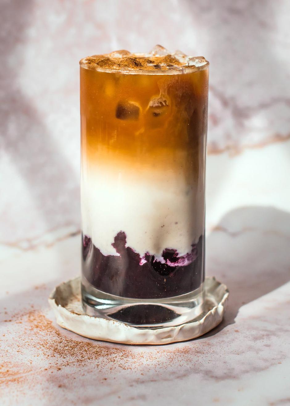 blueberry iced latte | Author: Saltnpepperhere/Pinterest
