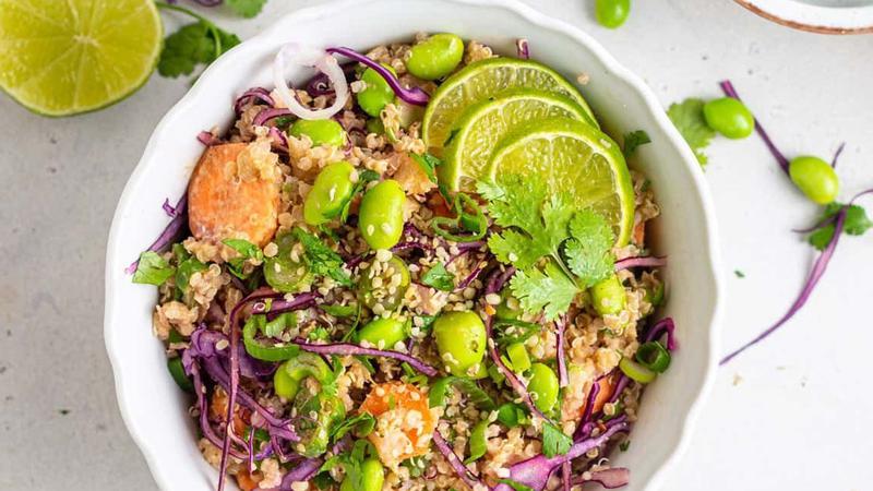 Isprobaj &scaron;arenu azijsku salatu s kvinojom