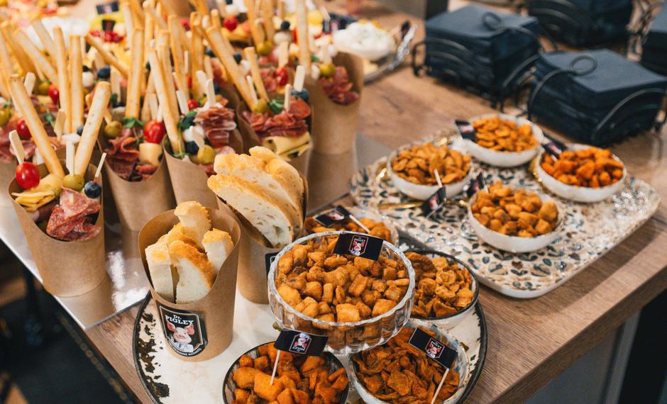 dr. pigley čvarci dućan otvorenje | Author: Luka Asanin