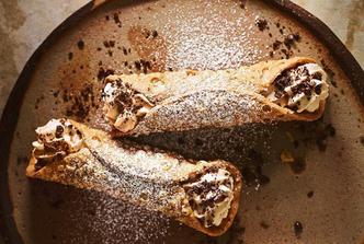 tiramisu cannoli