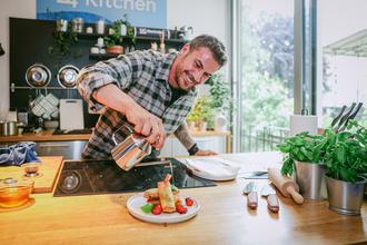akis petretzikis, 24kitchen