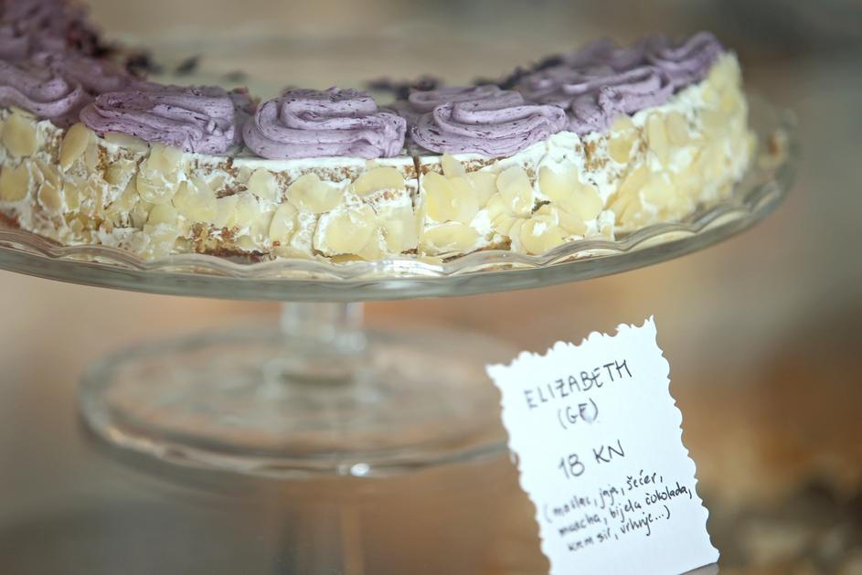 Cup&Cake Elizabeth Cake