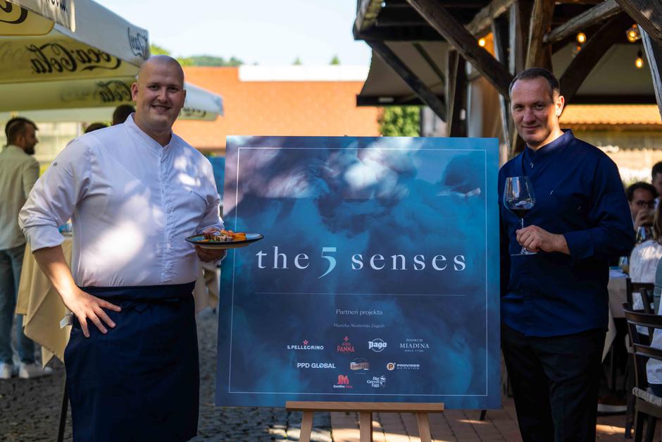 The 5 Senses | Author: Press