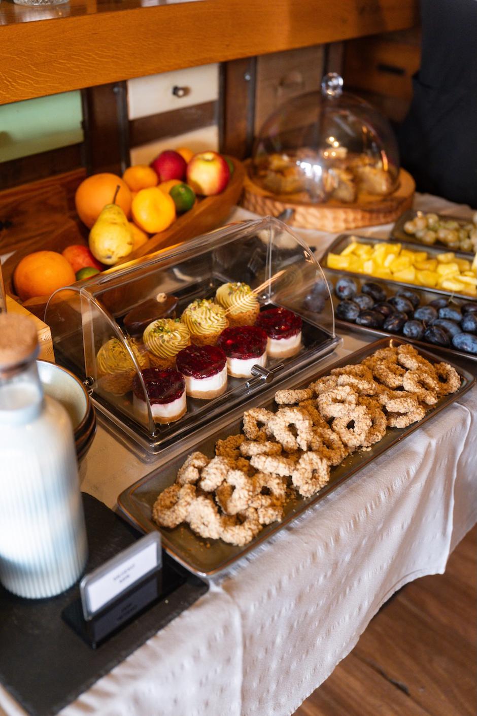 botanist brunch | Author: Press