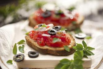 Bruschette s maslinama