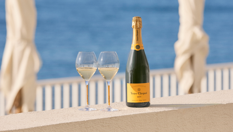Hyatt Regency Zadar x Veuve Clicquot Pool Party