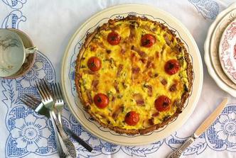 Quiche s medvjeđim lukom, skutom i slaninom