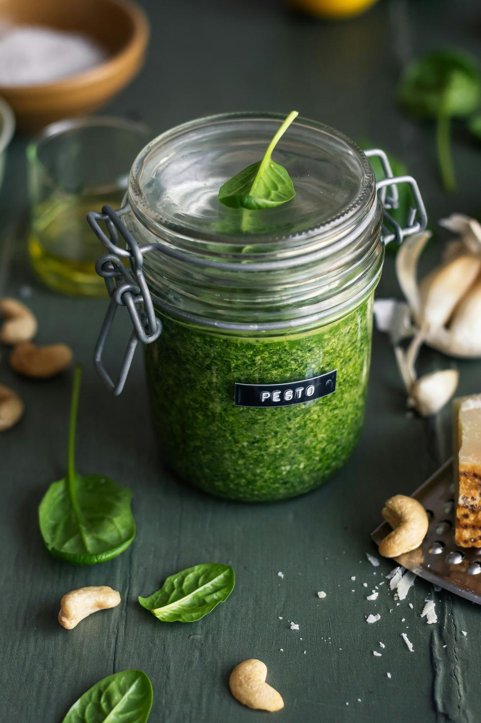 pesto | Author: Monika Grabkowska/Unsplash