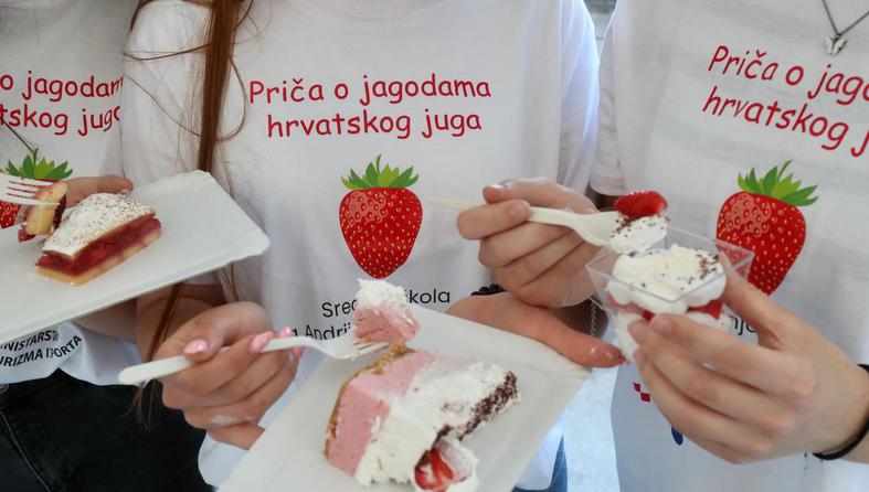 Održana je manifestacija Dan jagoda u Vrgorcu