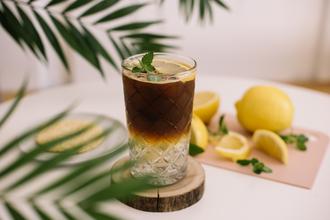 Espresso tonik kava