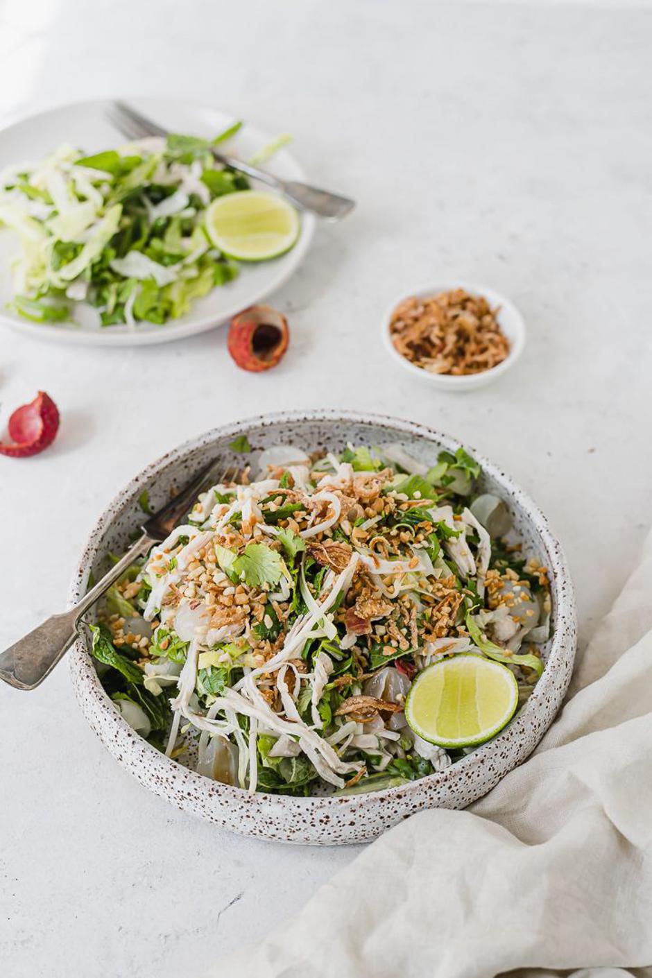 Salata od piletine s kokosom i limetom | Author: Andrea Lovem Eatnik/Pinterest