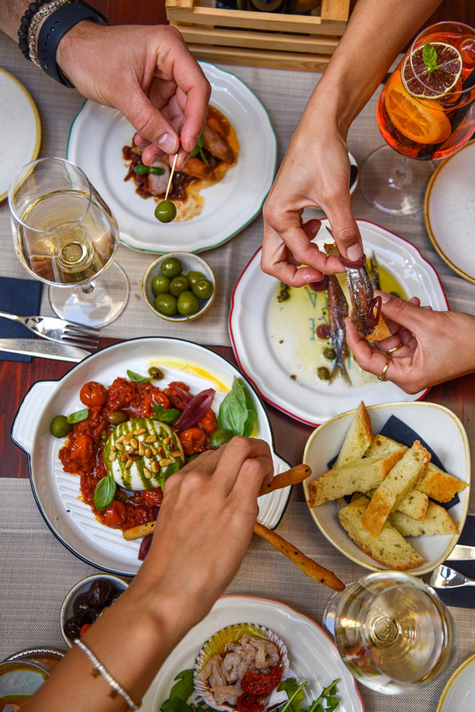 renaissance art restaurant | Author: Fabijan Drnas i Matea Moretić