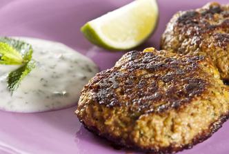 Janjeći hamburgeri sa sirom i metvicom