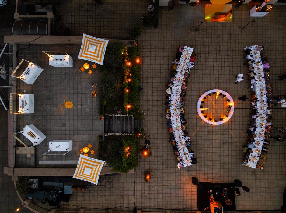 Veuve Clicquot Solaire Tables | Author: Press