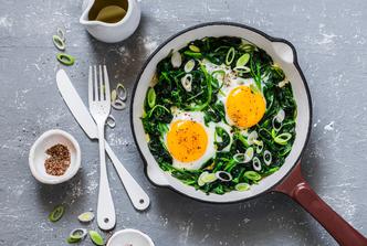 Zelena proljetna shakshuka