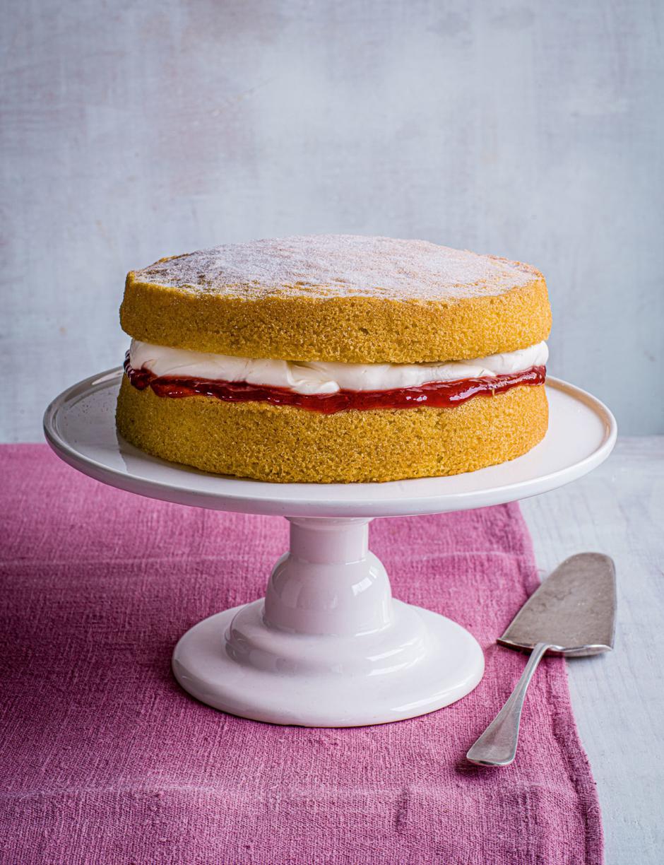 Mary Berry | Author: Mary Berry’s Baking Bible