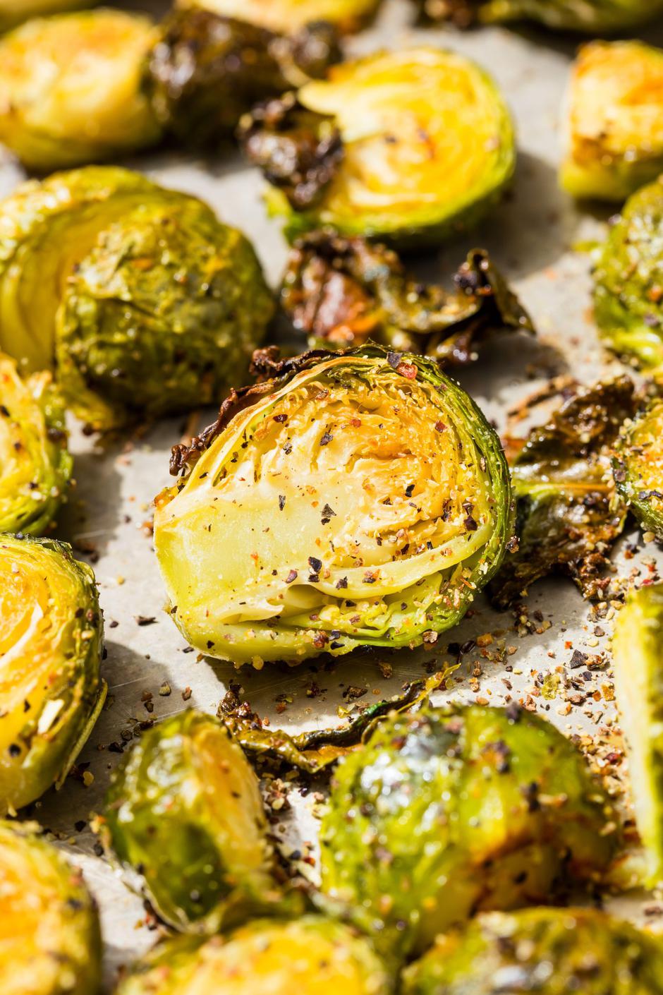 Homemade Organic Baked Brussels Sprouts for Thanksgiving | Author: Profimedia