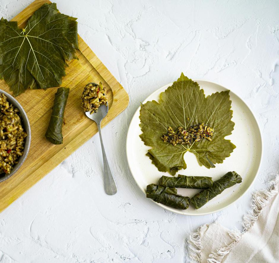 Kako koristiti lišće vinove loze u kuhinji | Author: Pexels / Eat Kubba