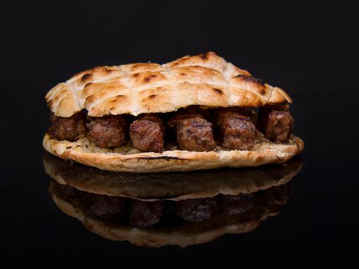 Omiljeni ćevapi u somunu