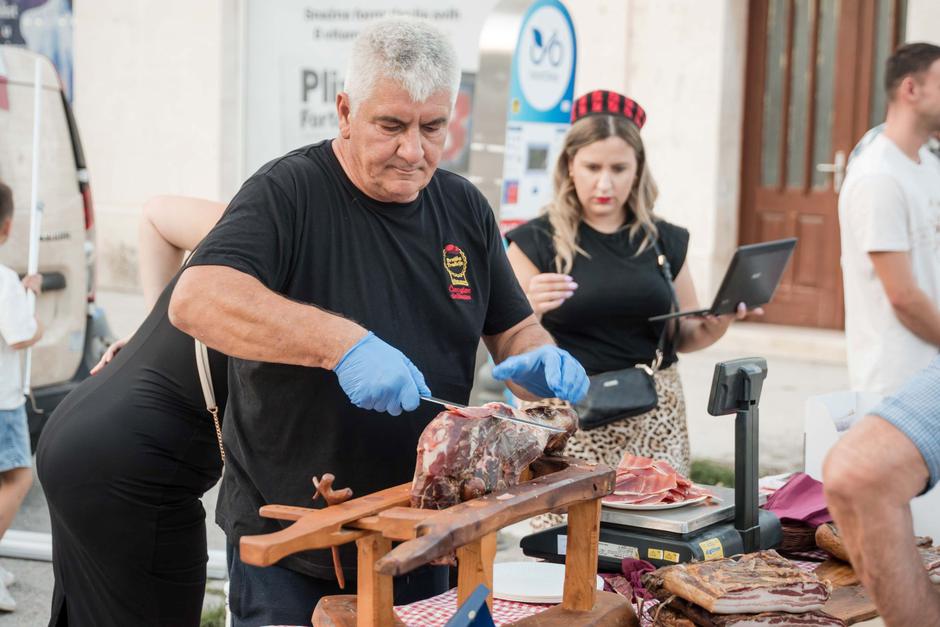 Festival pršuta u Drnišu | Author: Mario Sučić, Grad Drniš