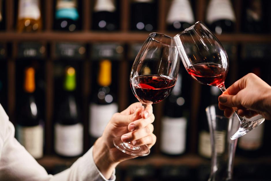 sommelier, vino, kuašnje vina | Author: Getty Images/Unsplash
