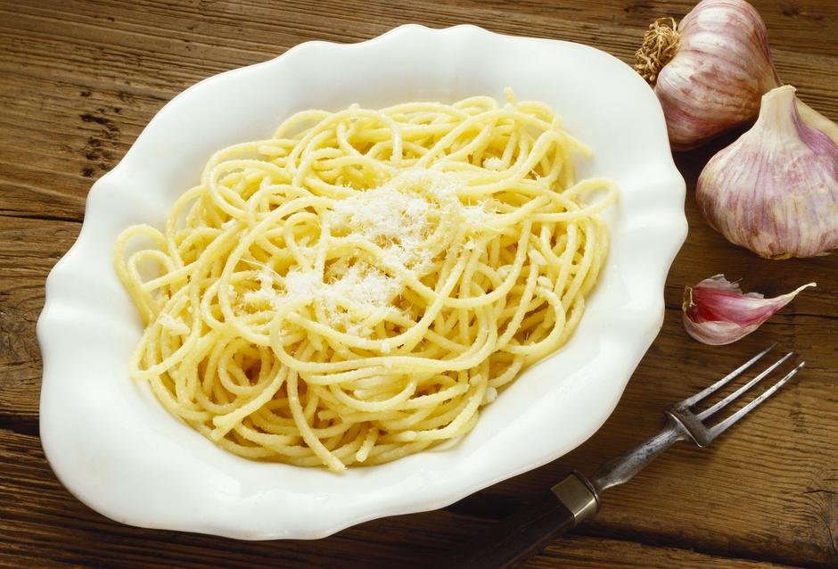 Špageti s maslinovim uljem | Author: Thinkstock