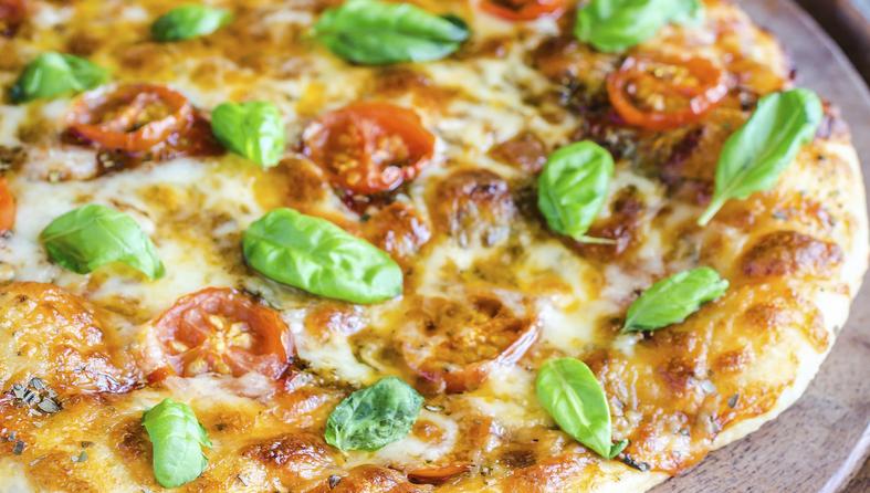 Pizza s mozzarellom i gorgonzolom