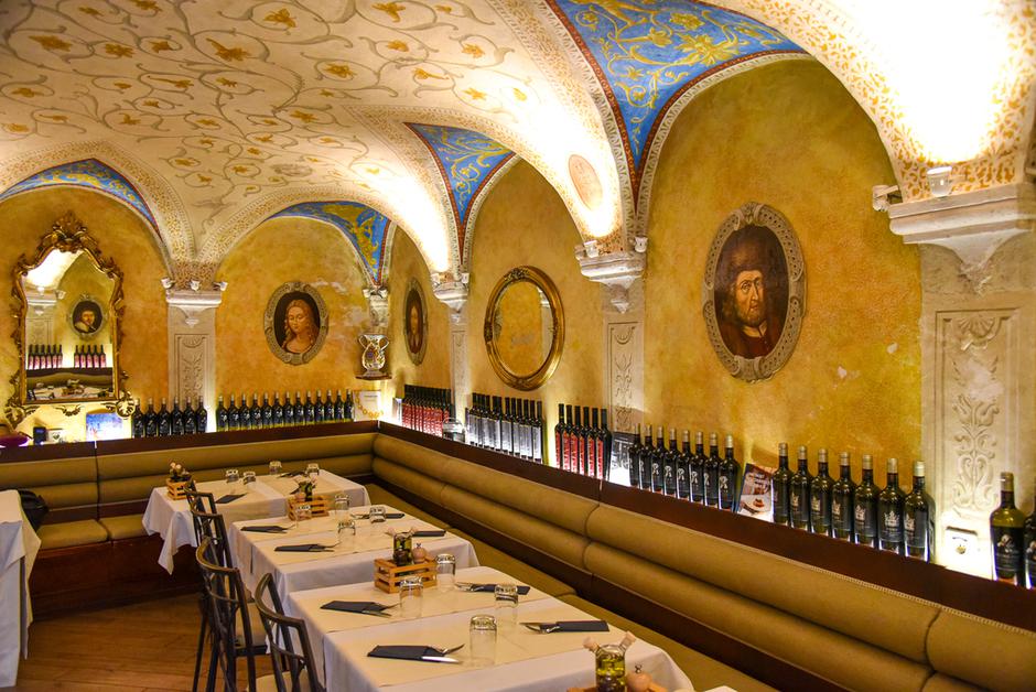 renaissance art restaurant | Author: Fabijan Drnas i Matea Moretić
