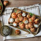 gougeres, profiteroli sa sirom