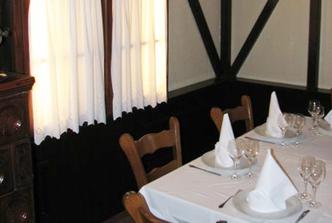 pod mirnim krovom.jpg