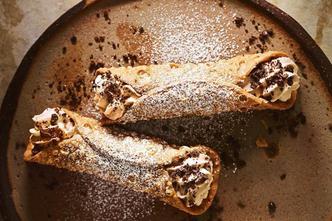tiramisu cannoli