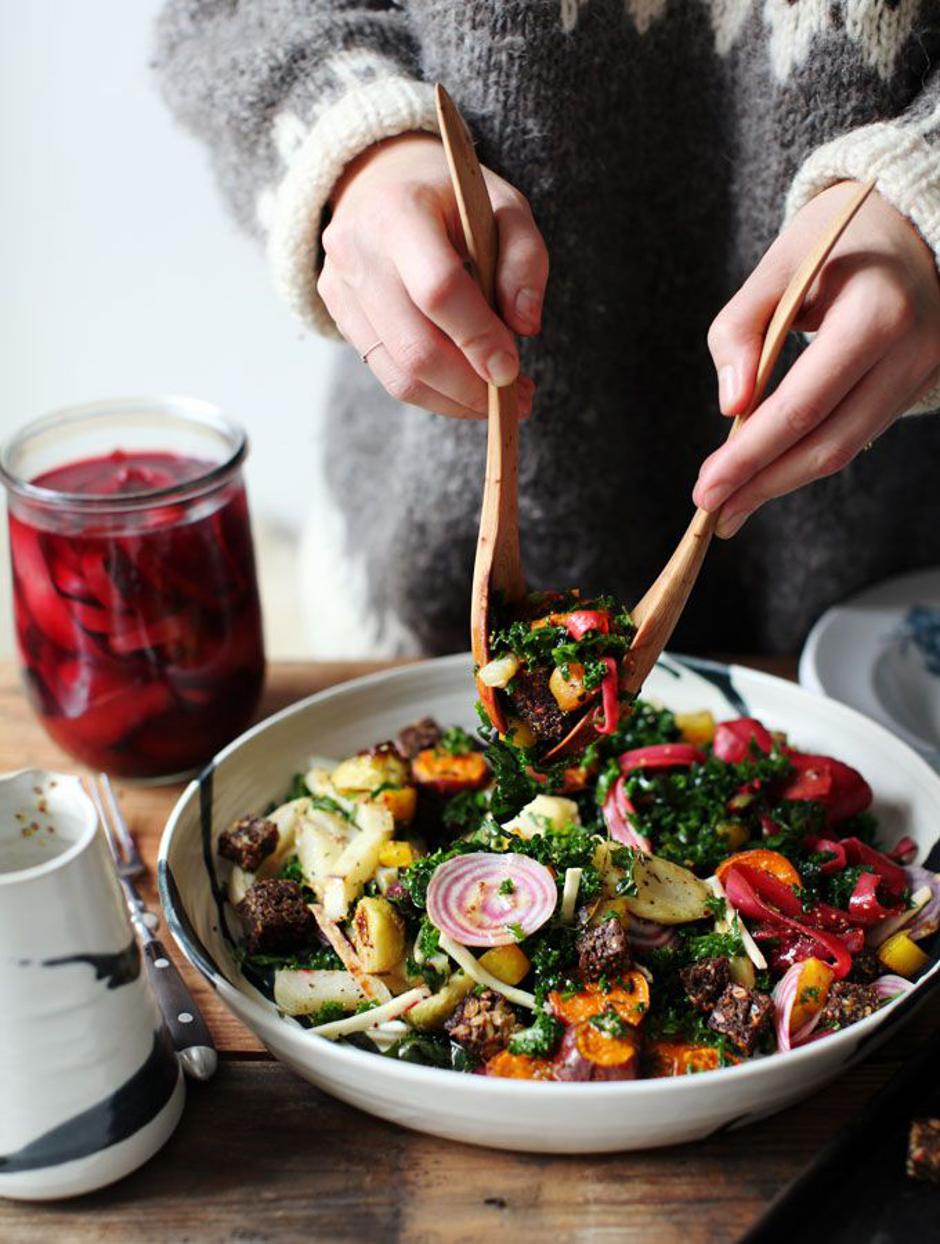 zimska panzanella | Author: My New Roots/Pinterest