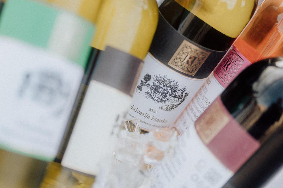 kaštelir, friday tasting ispred Butige | Author: Sebastijan Skoko