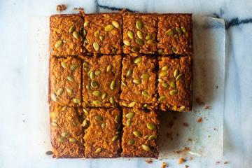 Morning glory kolač