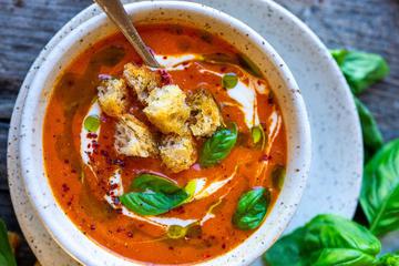 juha od pečenih crvenih paprika
