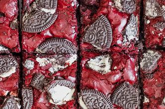 red velvet oreo brownies