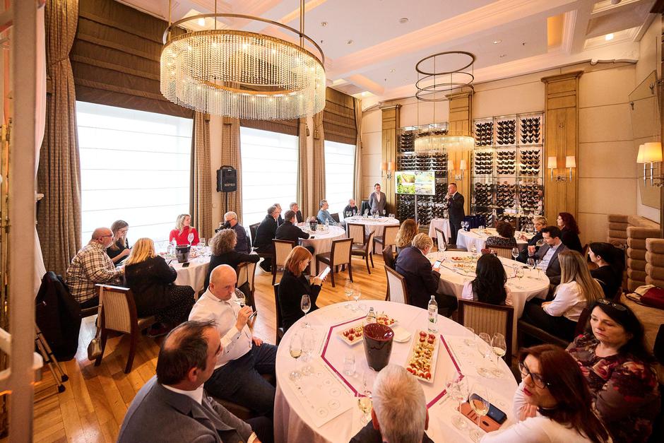 vinistra en primeur | Author: Merlo De Graia