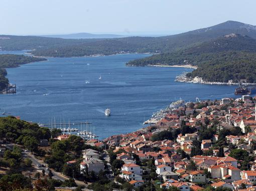 Panorama grada i otoka Malog Lošinja