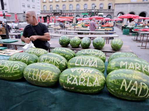 Zagreb: Personalizirane lubenice u ponudi na Dolcu
