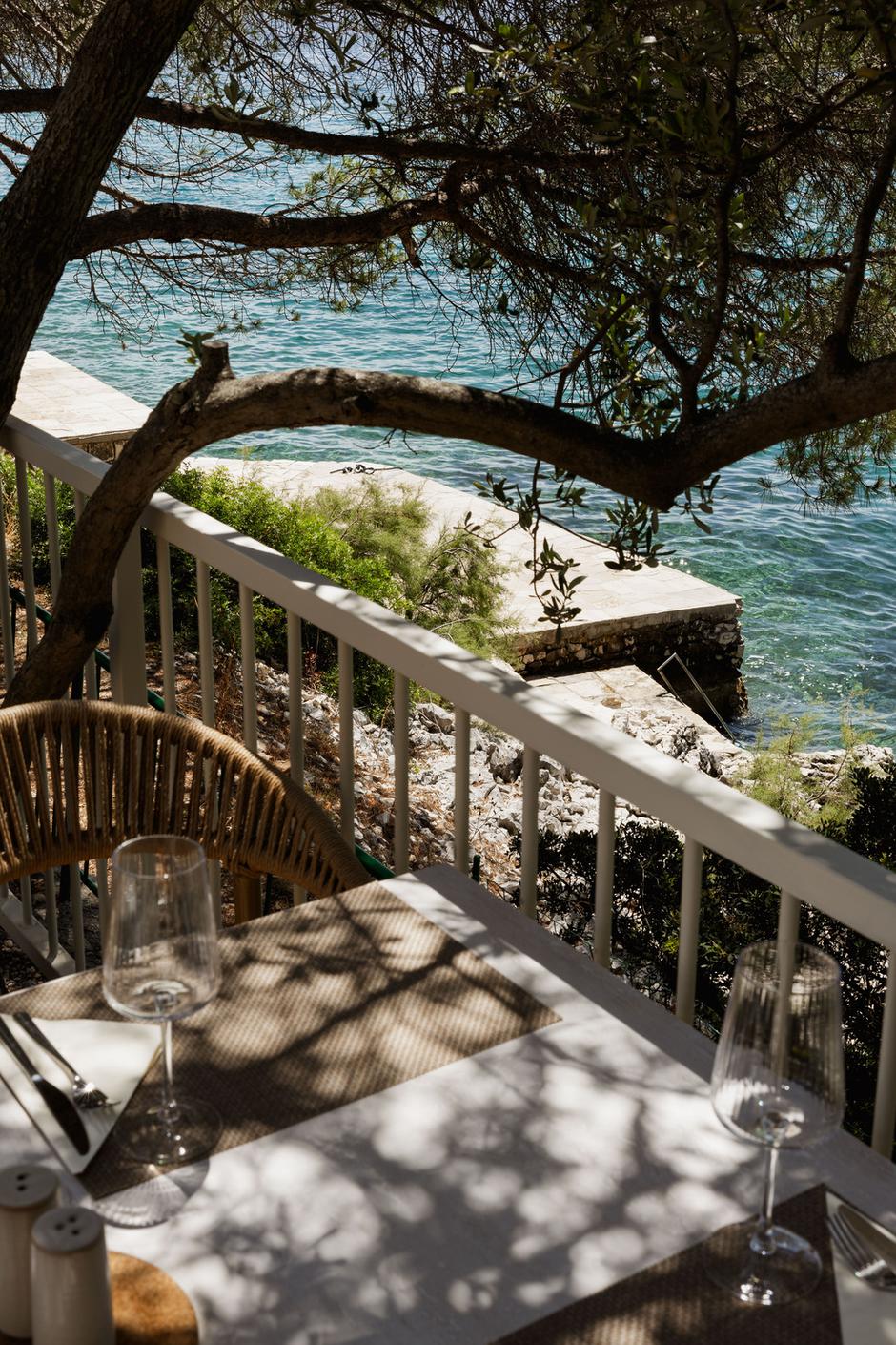 restoran wala, trogir, čiovo | Author: Prosper Filipović
