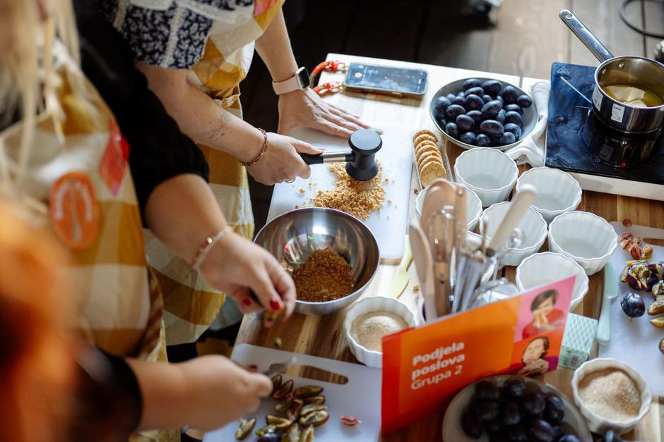 IKEA Cooking & Eating | Author: Press