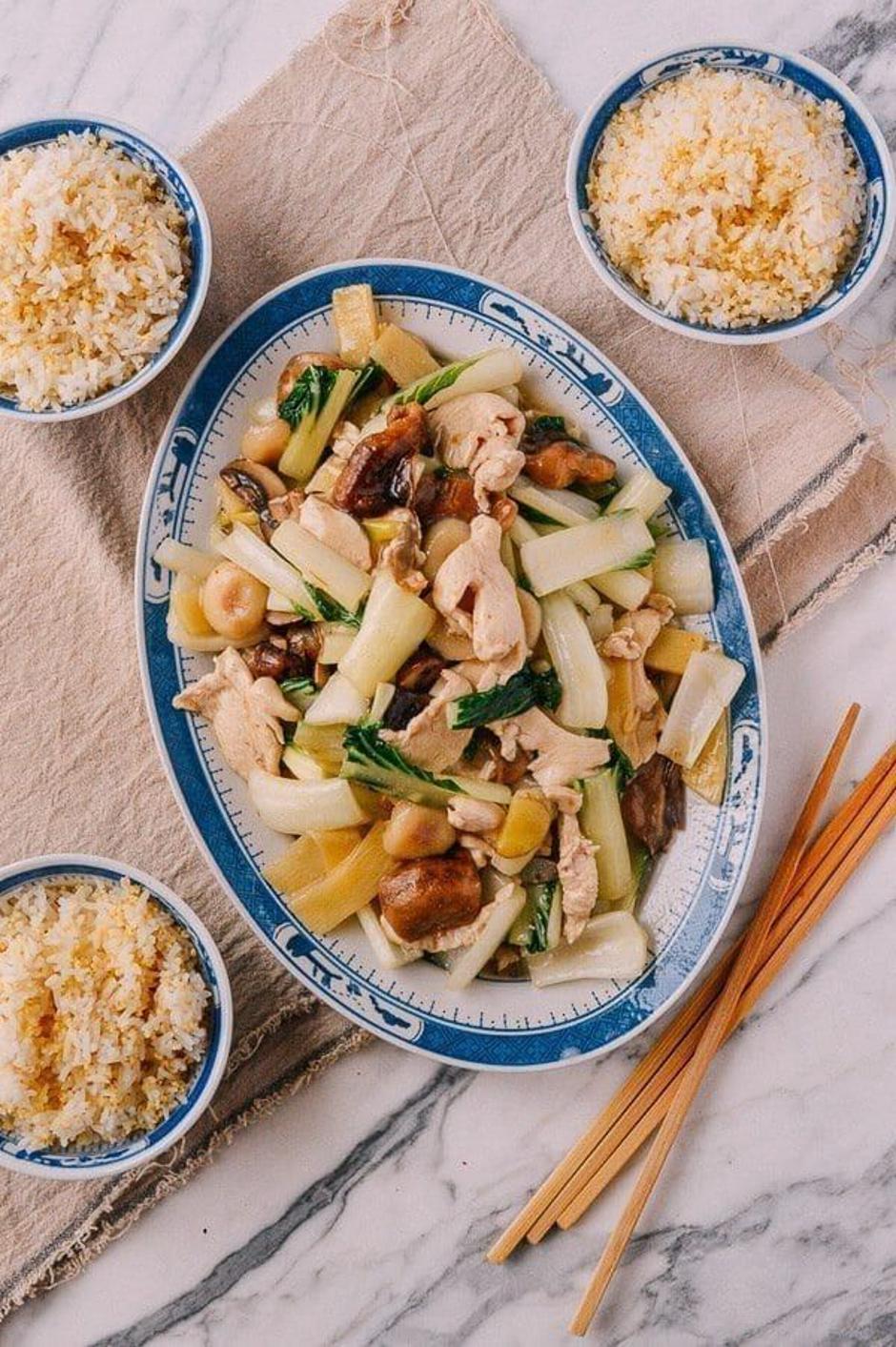 piletina iz woka s povrćem, moo goo gai pan | Author: The Woks of Life/Pinterest