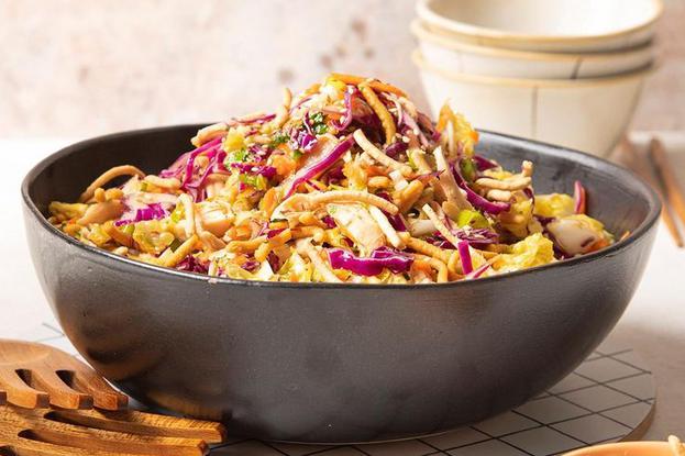 Kineska salata s piletinom